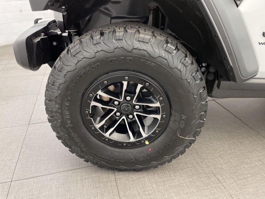 new 2026 Jeep Wrangler car, priced at $48,930