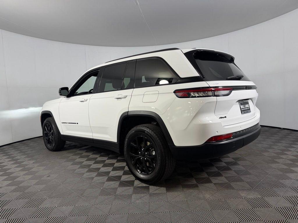 used 2025 Jeep Grand Cherokee car, priced at $35,973