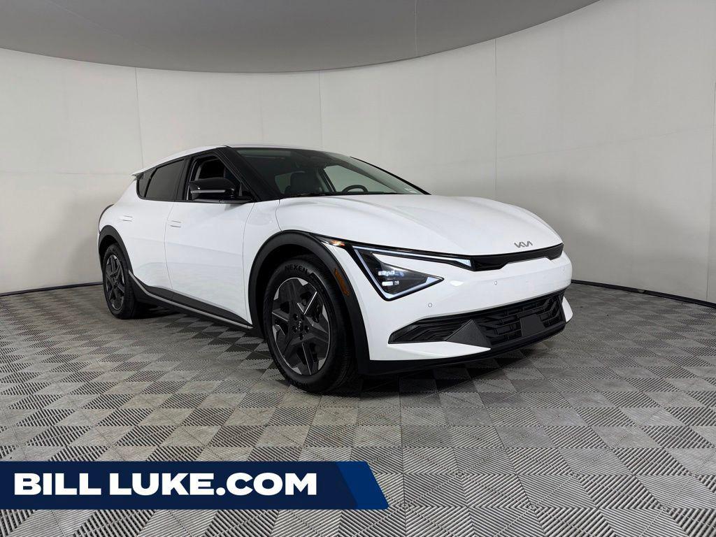 used 2025 Kia EV6 car, priced at $31,672