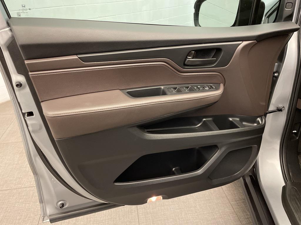 used 2023 Honda Odyssey car, priced at $30,673