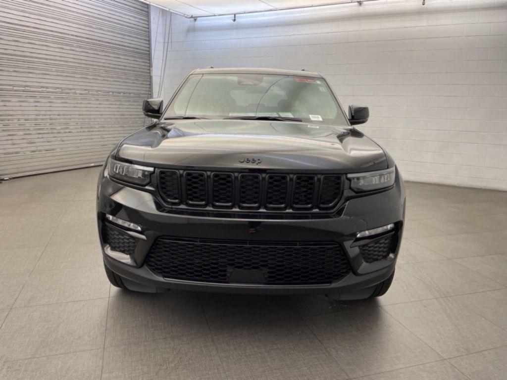 new 2025 Jeep Grand Cherokee car, priced at $47,586