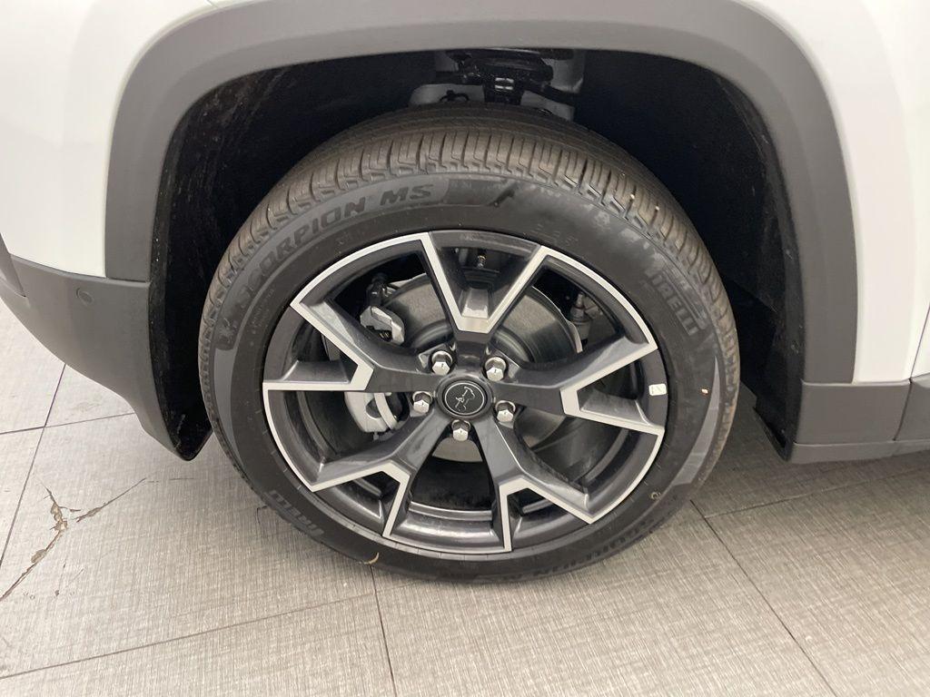 new 2026 Jeep Cherokee car, priced at $40,086