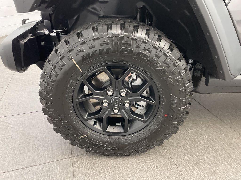 new 2026 Jeep Wrangler car, priced at $46,423