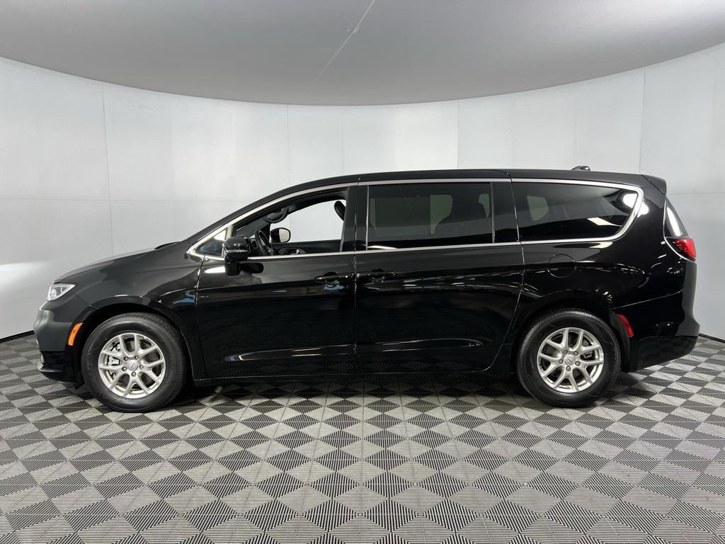 used 2025 Chrysler Pacifica car, priced at $31,973