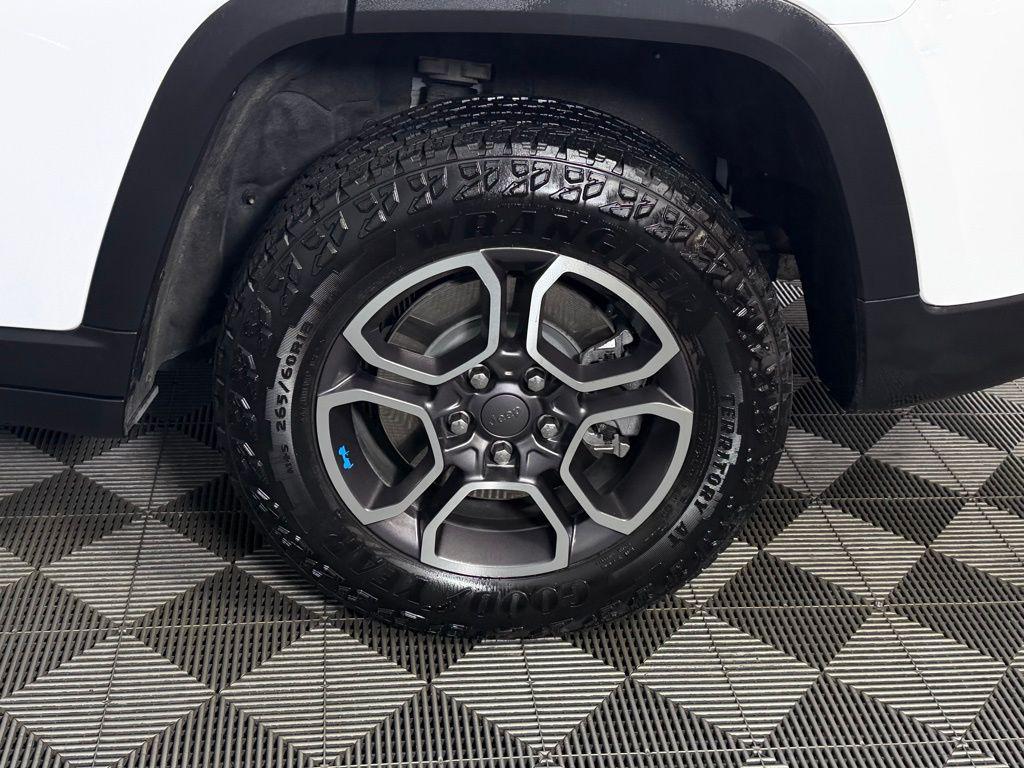 used 2023 Jeep Grand Cherokee 4xe car, priced at $28,975