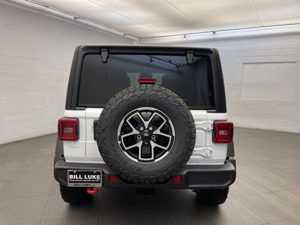 new 2026 Jeep Wrangler car, priced at $51,083