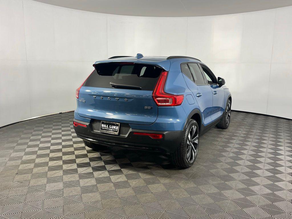 used 2023 Volvo XC40 car, priced at $28,973