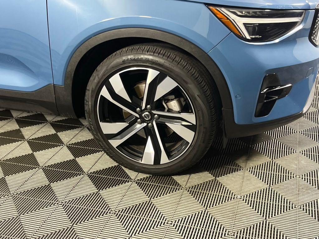 used 2023 Volvo XC40 car, priced at $28,973