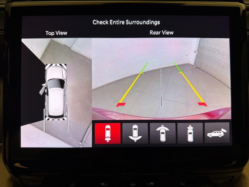 new 2025 Jeep Grand Cherokee car, priced at $45,127