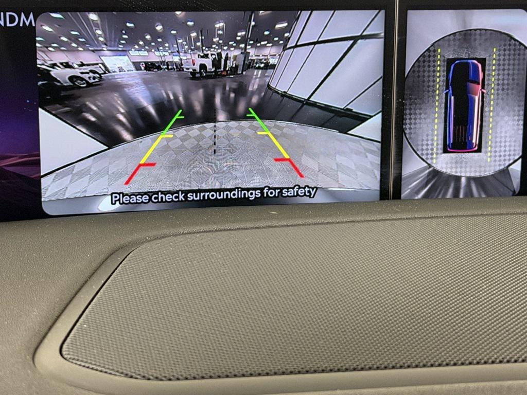 used 2025 Lincoln Navigator car, priced at $87,573