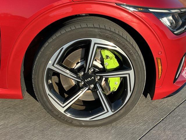 used 2023 Kia EV6 car, priced at $27,675