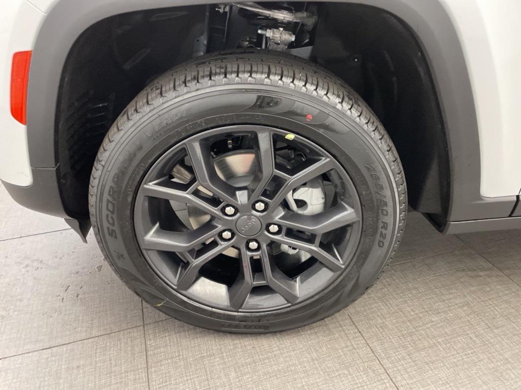 new 2025 Jeep Grand Cherokee car, priced at $45,268