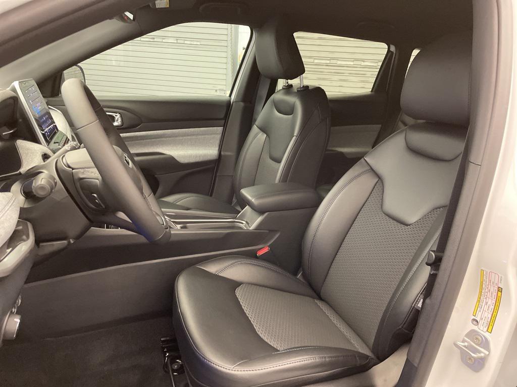 new 2026 Jeep Compass car, priced at $24,795