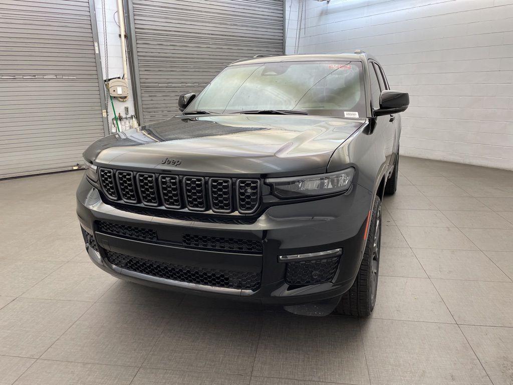 new 2025 Jeep Grand Cherokee L car, priced at $67,499