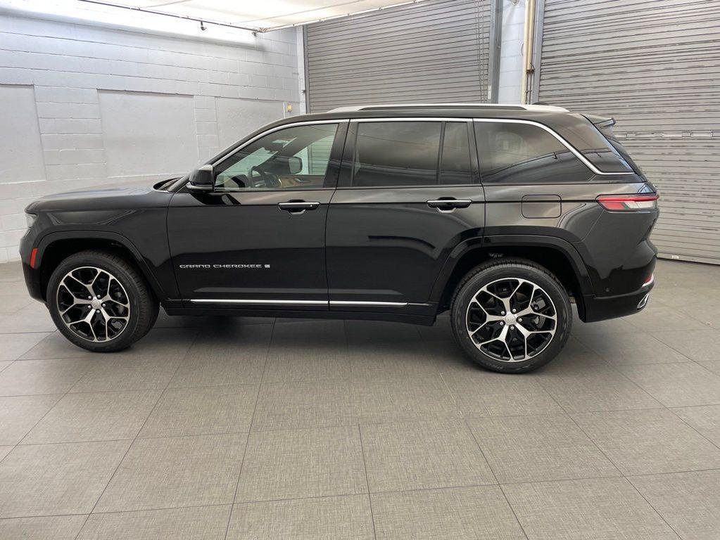 used 2022 Jeep Grand Cherokee car, priced at $45,373