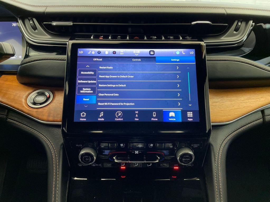 used 2022 Jeep Grand Cherokee car, priced at $45,373