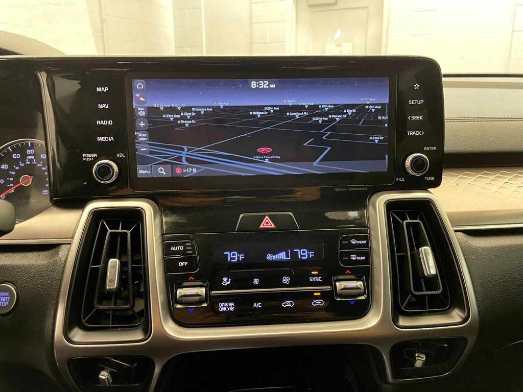 used 2022 Kia Sorento Hybrid car, priced at $20,072