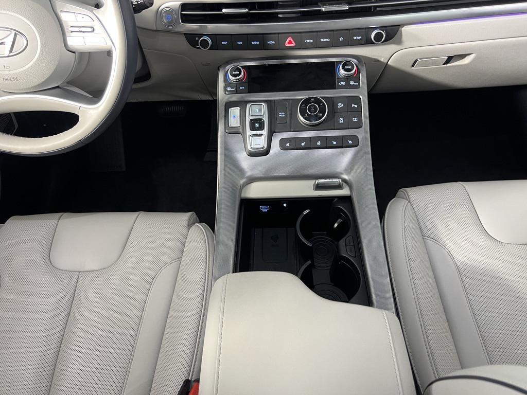used 2025 Hyundai Palisade car, priced at $41,973