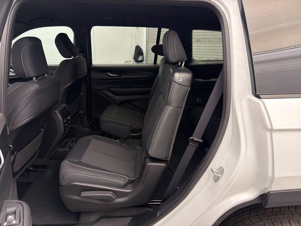 new 2026 Jeep Grand Cherokee L car, priced at $34,645