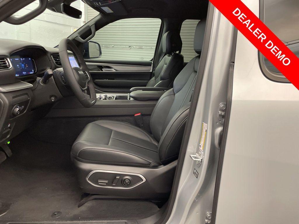 new 2025 Jeep Wagoneer car, priced at $59,779