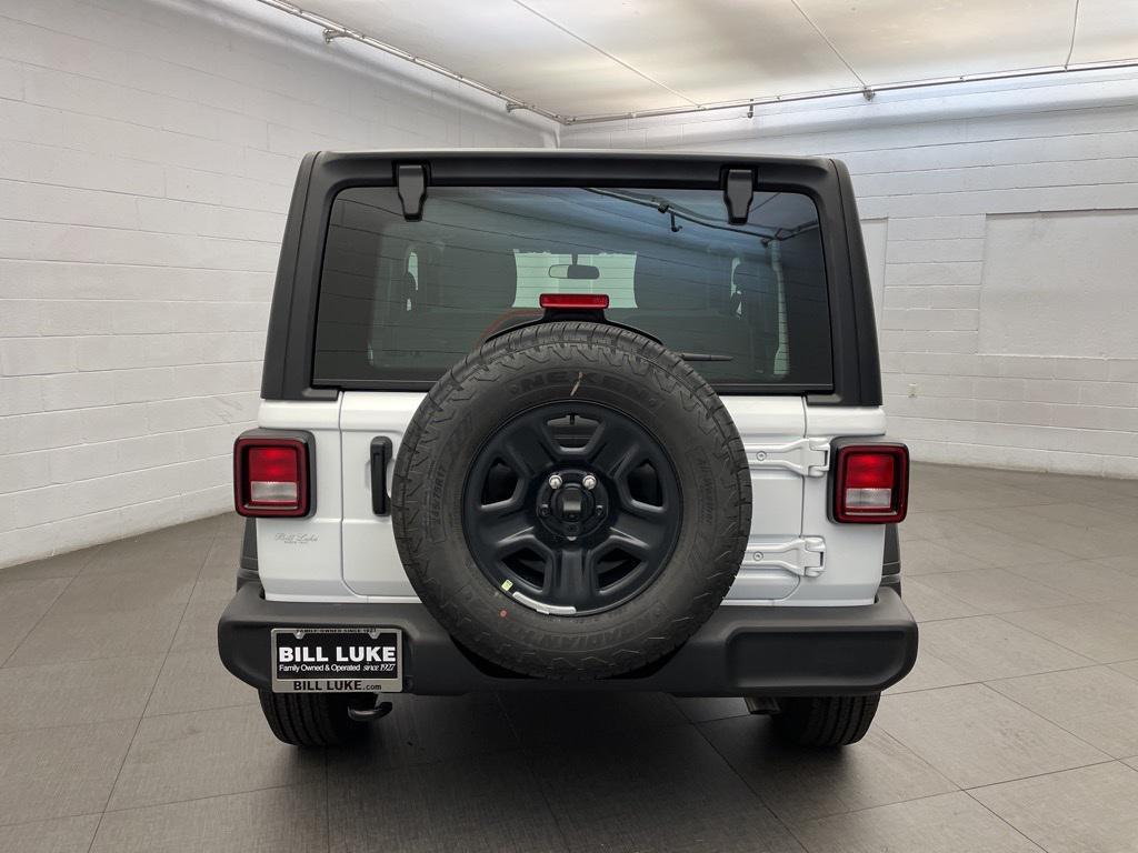 new 2026 Jeep Wrangler car, priced at $35,605