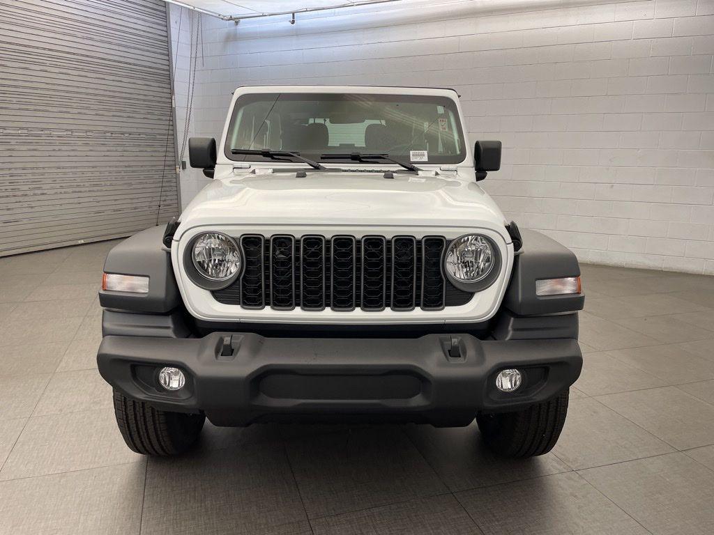 new 2026 Jeep Wrangler car, priced at $34,405