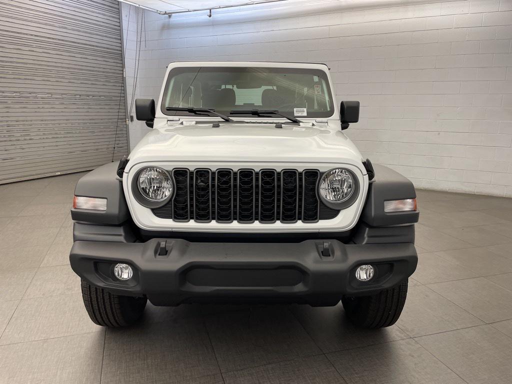 new 2026 Jeep Wrangler car, priced at $35,605