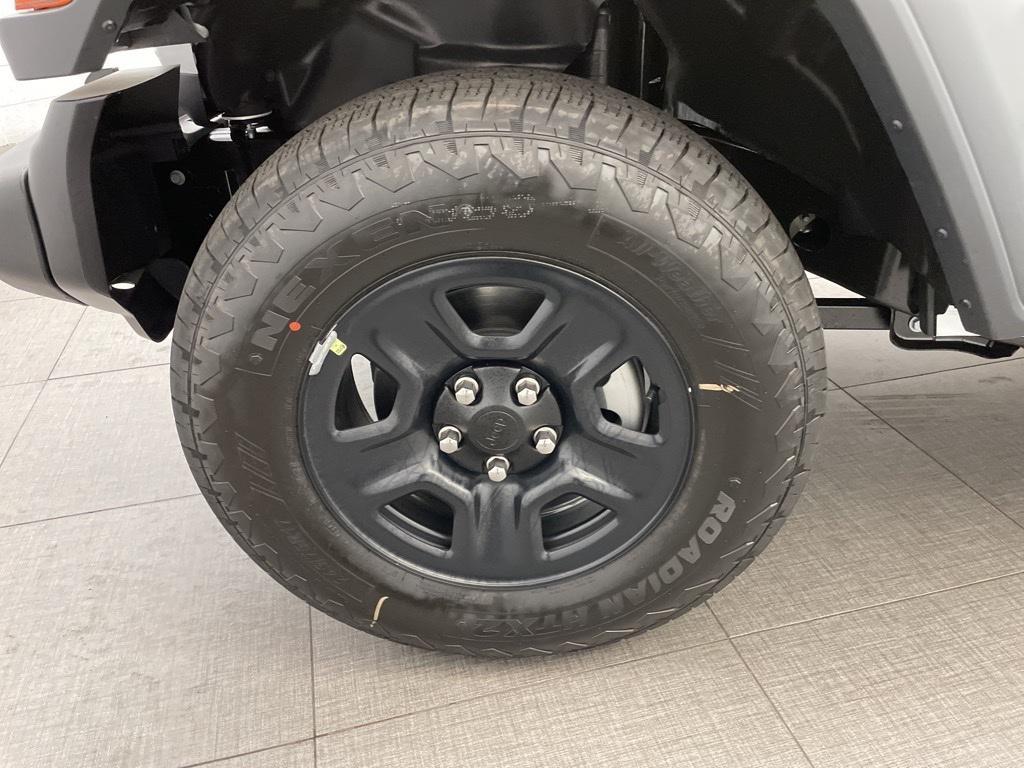new 2026 Jeep Wrangler car, priced at $35,605