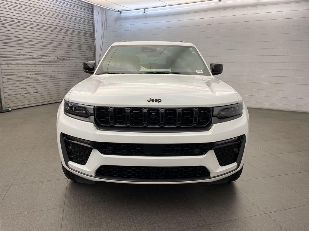 new 2026 Jeep Grand Cherokee car, priced at $45,455