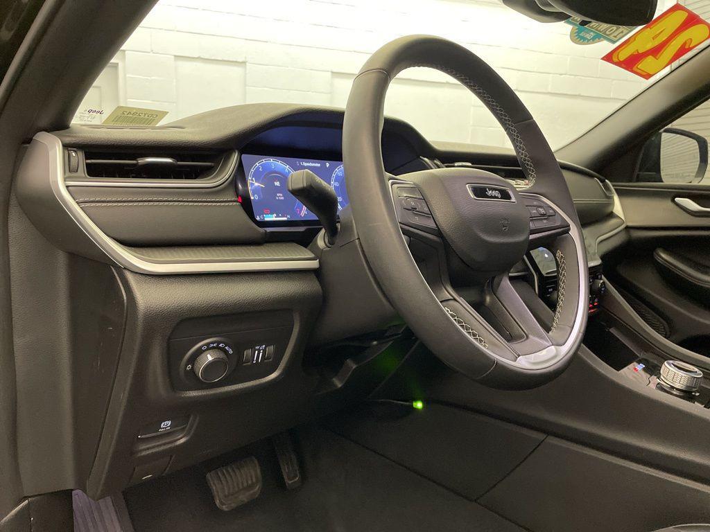 used 2024 Jeep Grand Cherokee L car, priced at $28,973