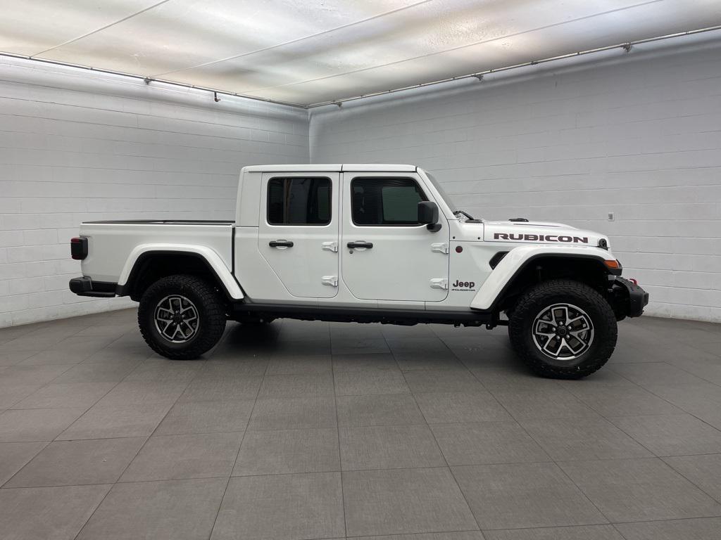 new 2025 Jeep Gladiator car, priced at $48,779