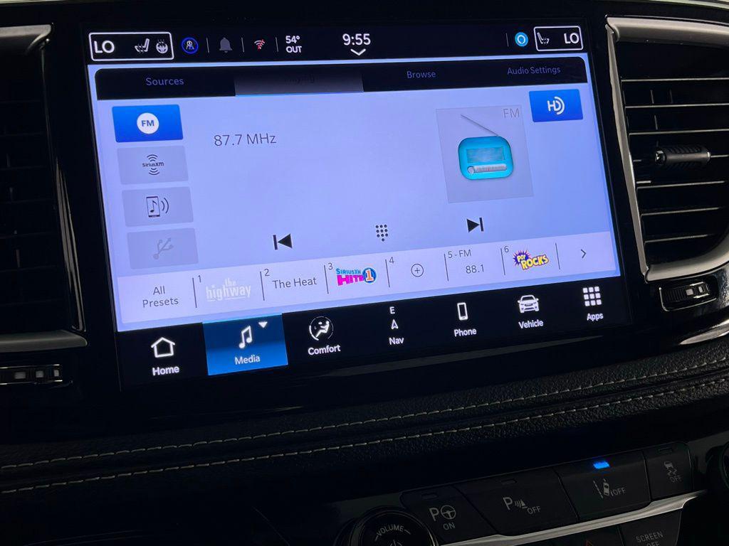 used 2024 Chrysler Pacifica Hybrid car, priced at $29,873