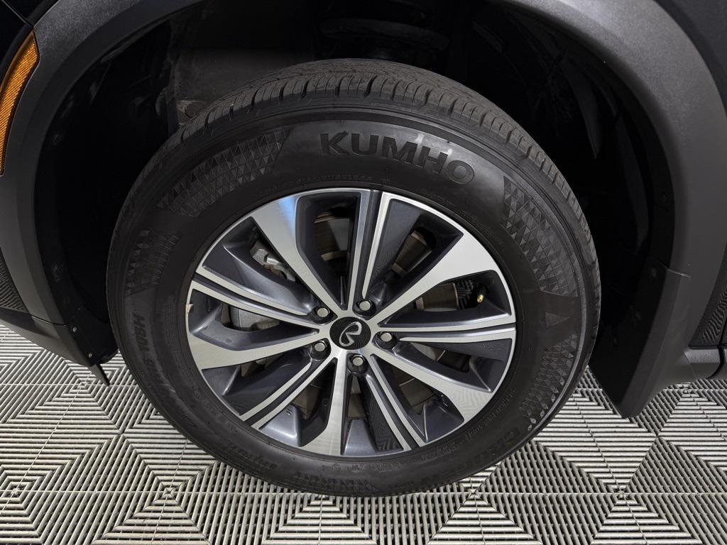 used 2025 INFINITI QX60 car, priced at $39,573