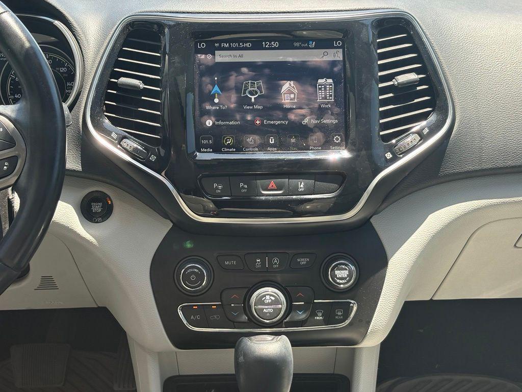 used 2021 Jeep Cherokee car, priced at $20,072