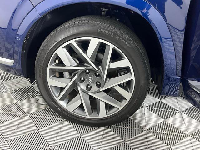 used 2023 Hyundai Santa Fe car, priced at $27,575