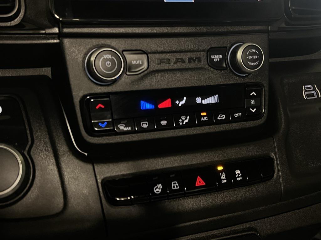 used 2024 Ram ProMaster 3500 car, priced at $25,975