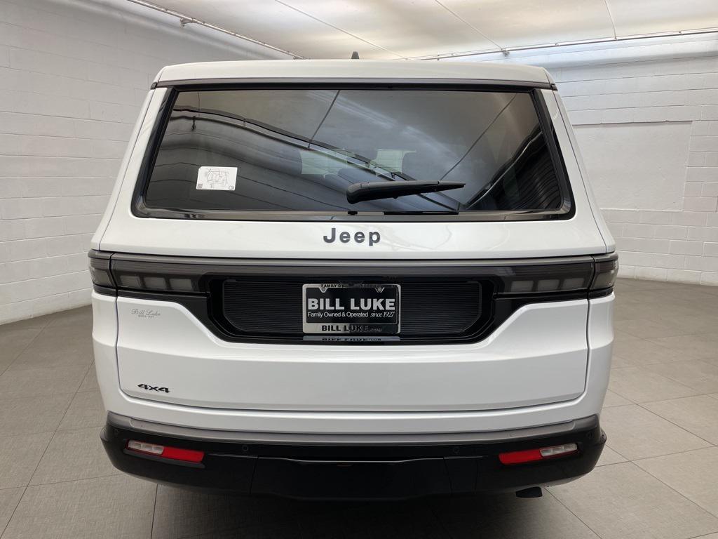 new 2026 Jeep Grand Wagoneer L car, priced at $71,838