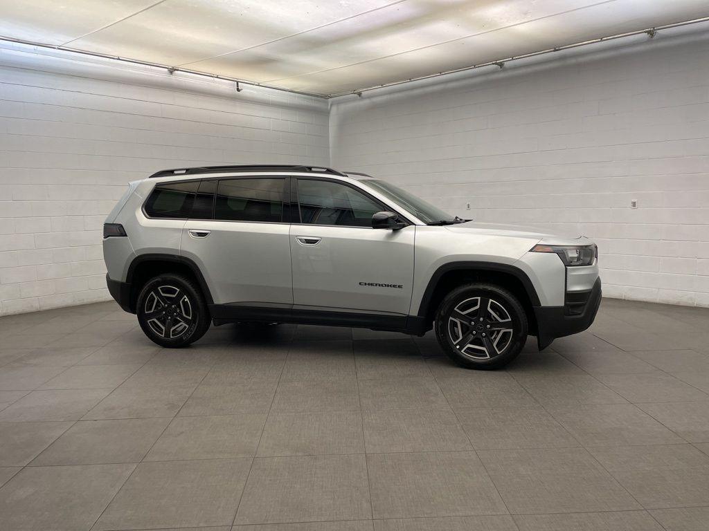 new 2026 Jeep Cherokee car, priced at $36,812