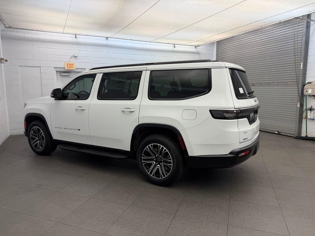 new 2026 Jeep Grand Wagoneer car, priced at $64,425