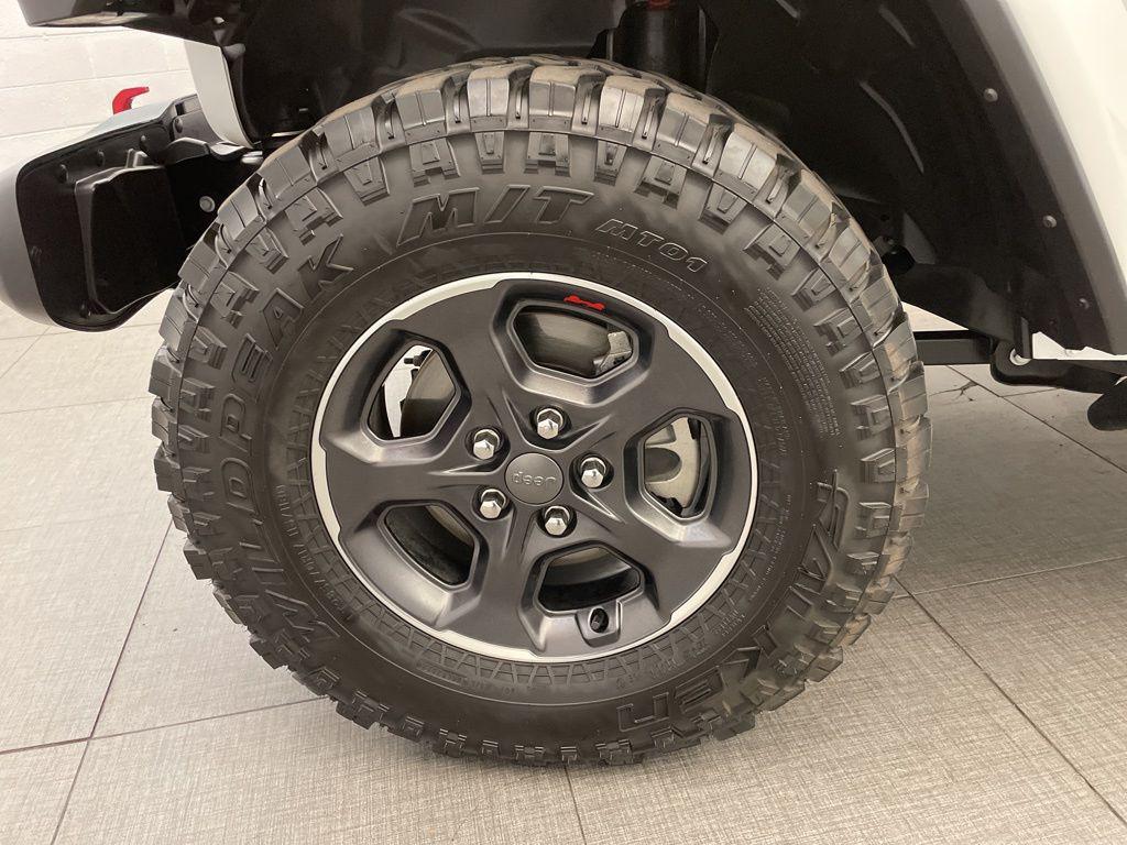 used 2023 Jeep Gladiator car, priced at $39,973