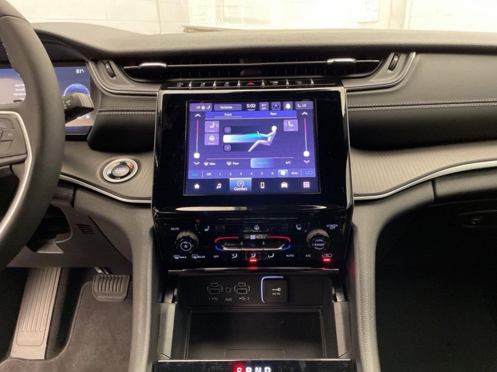 new 2025 Jeep Grand Cherokee L car, priced at $36,179