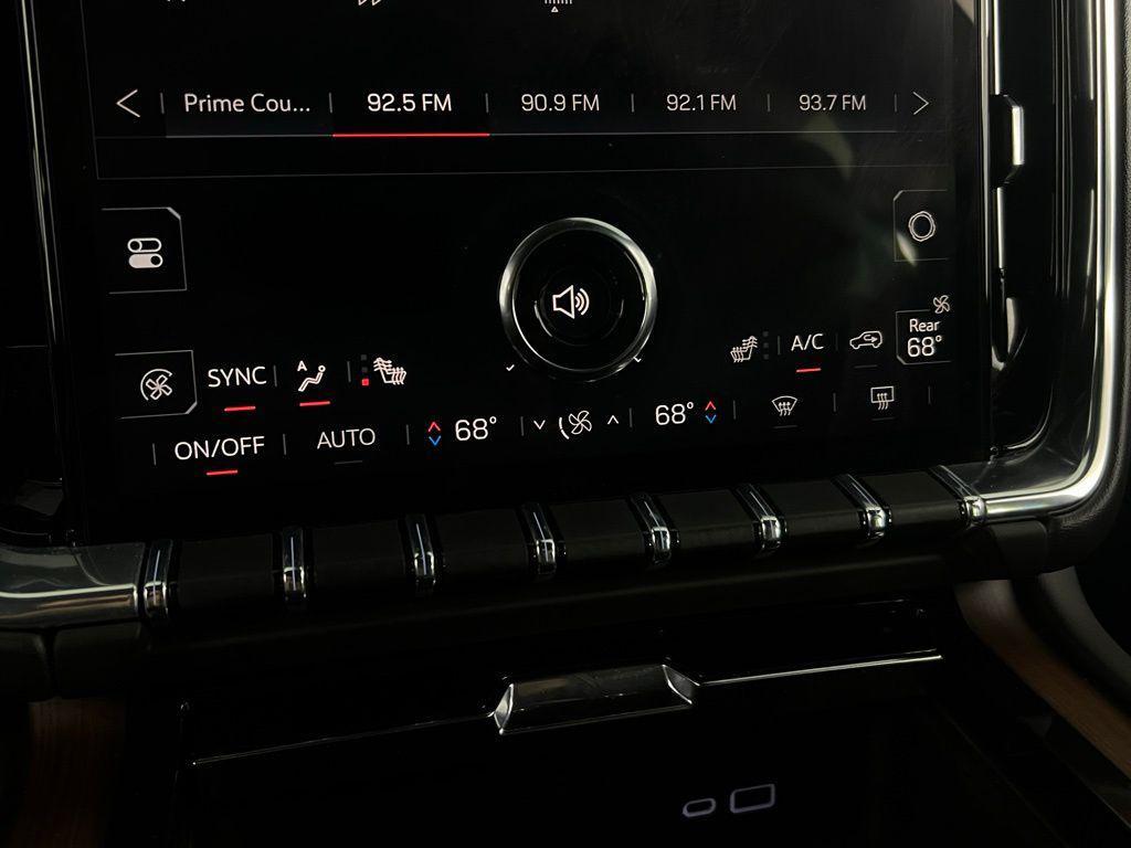 used 2025 GMC Yukon car, priced at $64,273