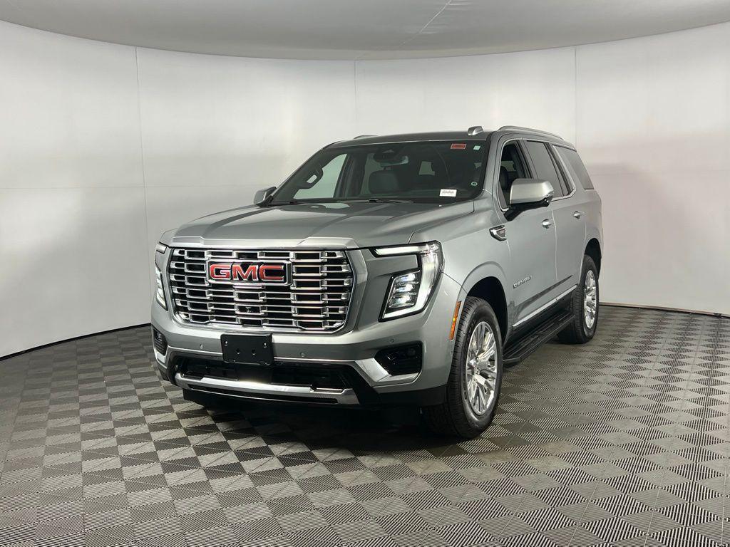 used 2025 GMC Yukon car, priced at $64,273