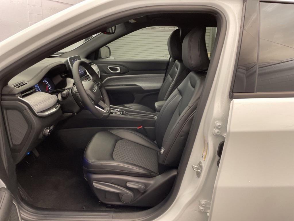 new 2026 Jeep Compass car, priced at $24,795