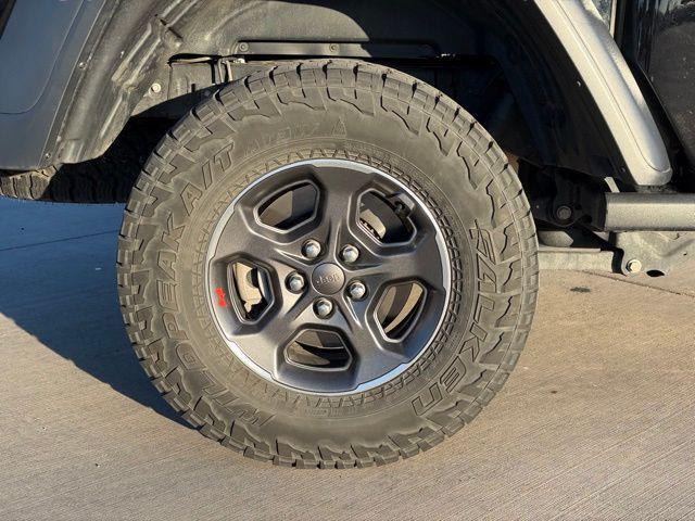 used 2023 Jeep Gladiator car, priced at $35,673