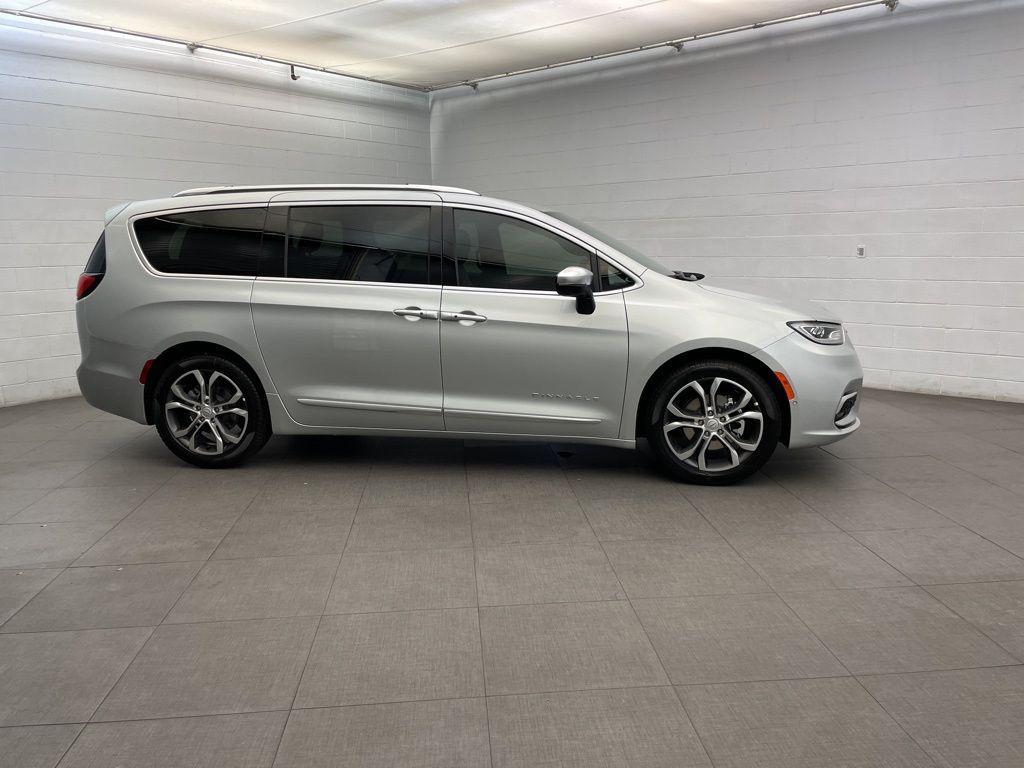 new 2026 Chrysler Pacifica car, priced at $51,006