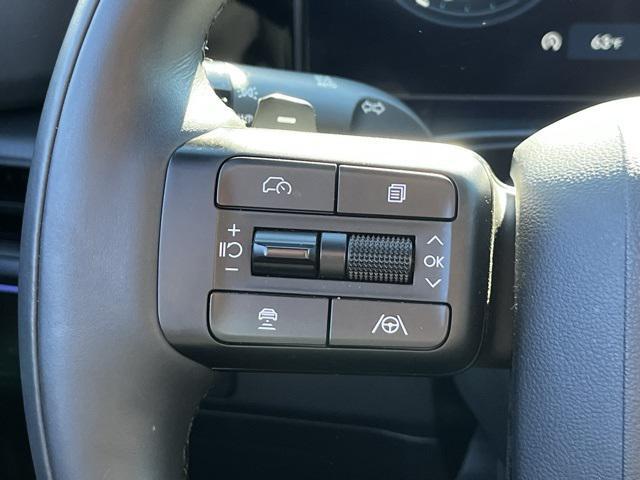 used 2025 Hyundai Santa Fe car, priced at $37,975