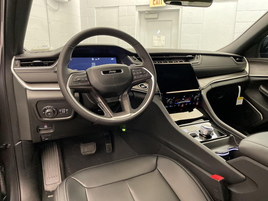new 2025 Jeep Grand Cherokee L car, priced at $46,777