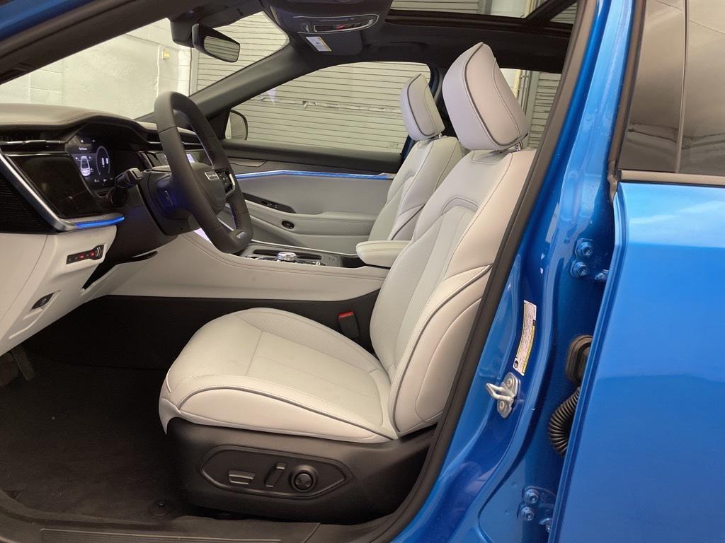 new 2025 Jeep Wagoneer S car, priced at $39,790