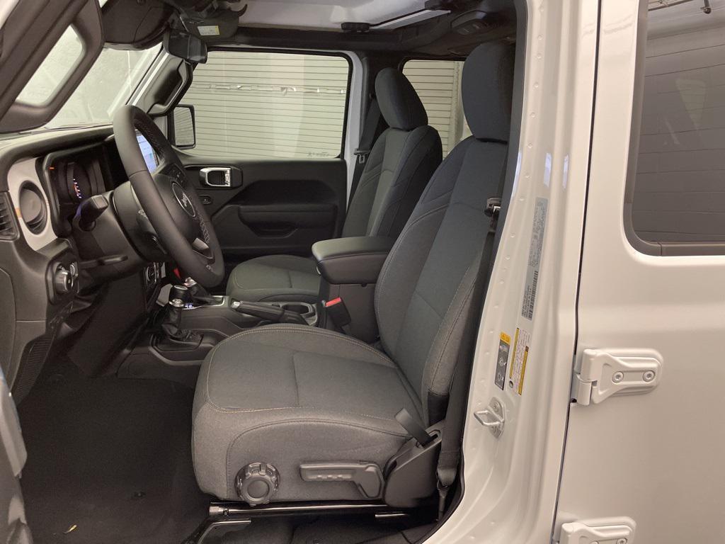 new 2026 Jeep Wrangler car, priced at $42,223